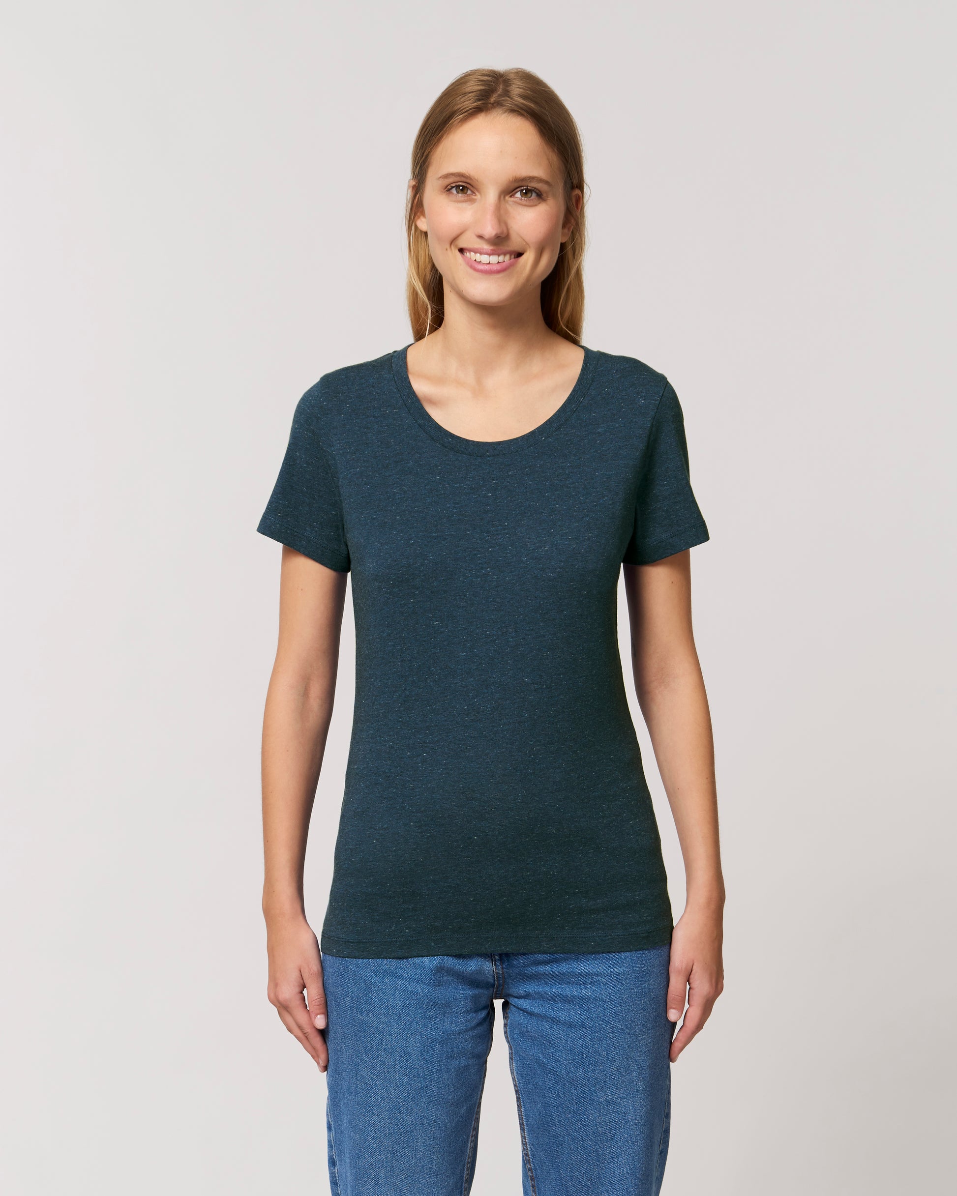 Custom fitted tee women with round neck - Stella Expresser