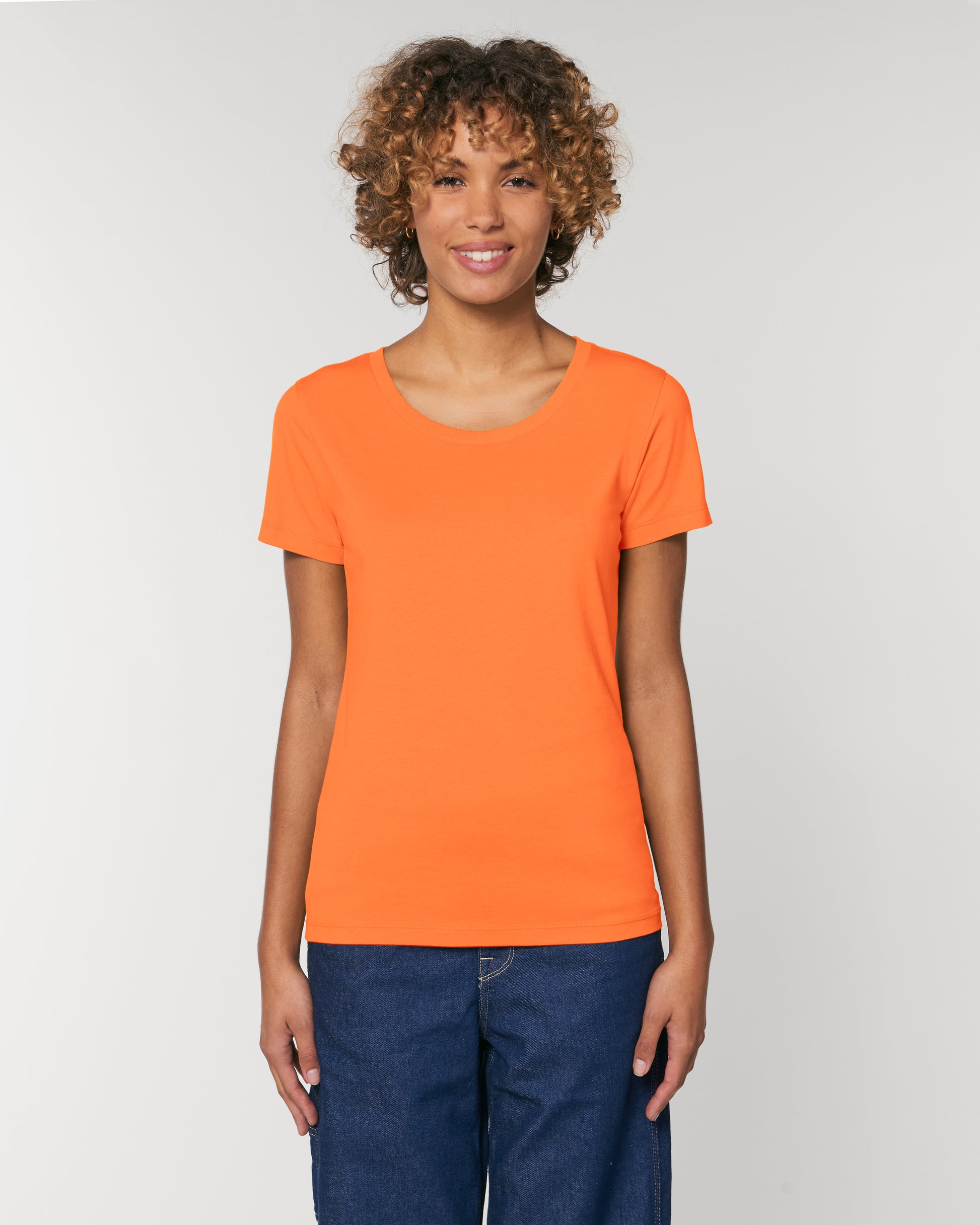 Custom fitted tee women with round neck - Stella Expresser