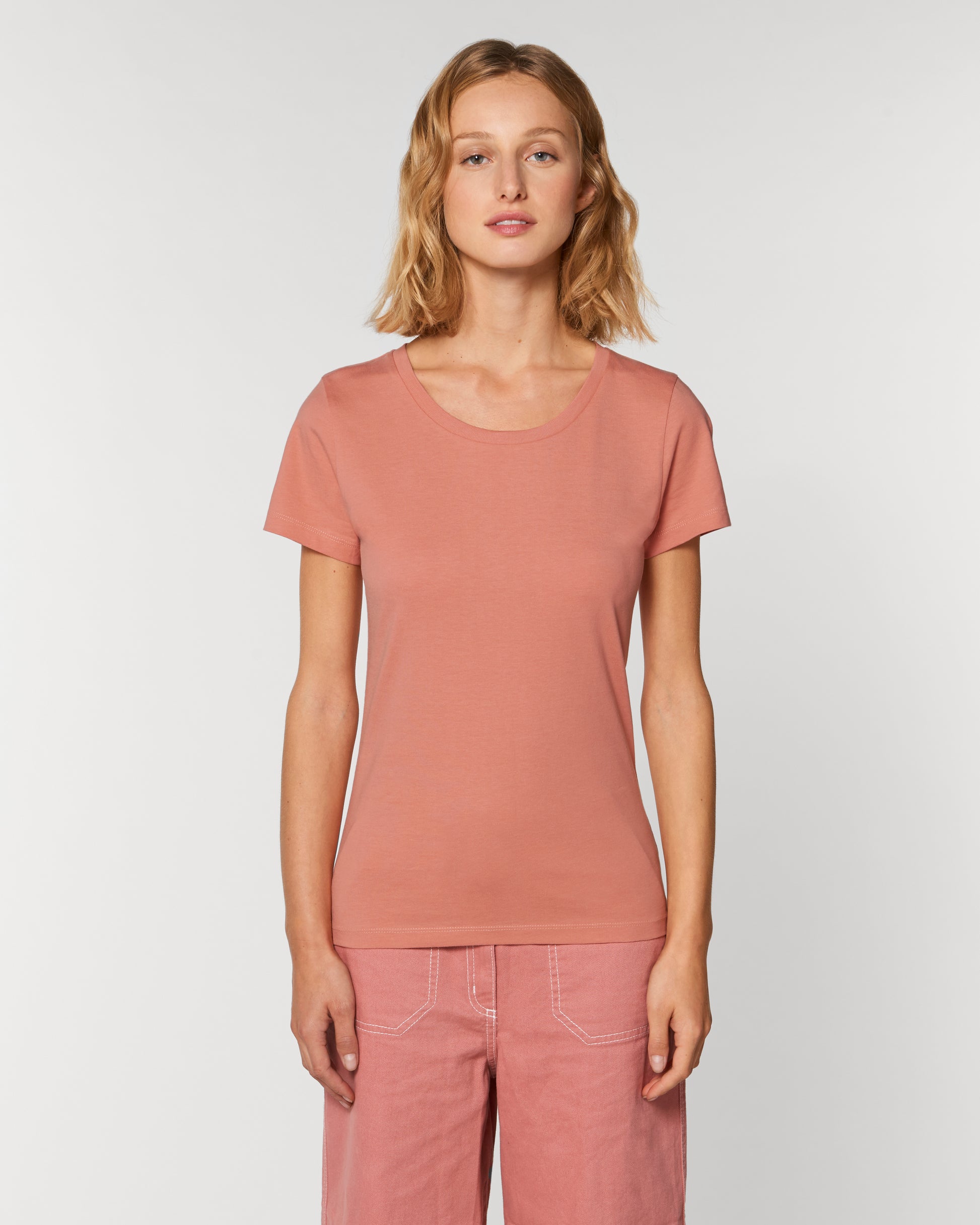 Custom fitted tee women with round neck - Stella Expresser