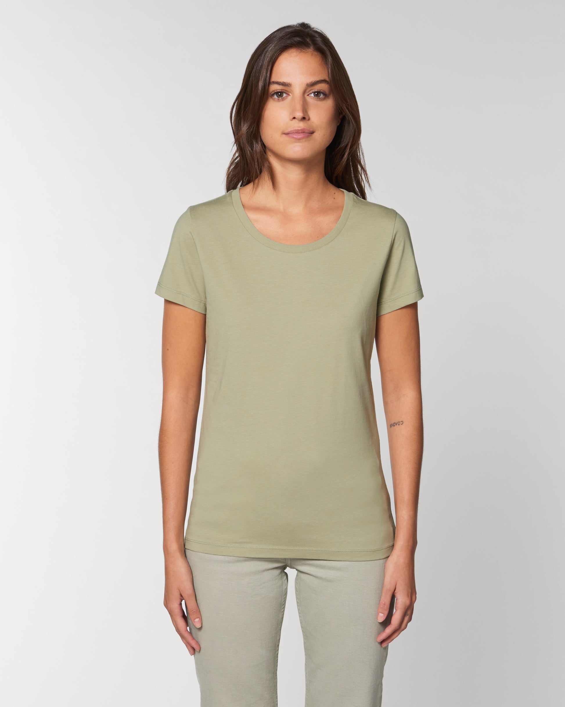 Custom fitted tee women with round neck - Stella Expresser
